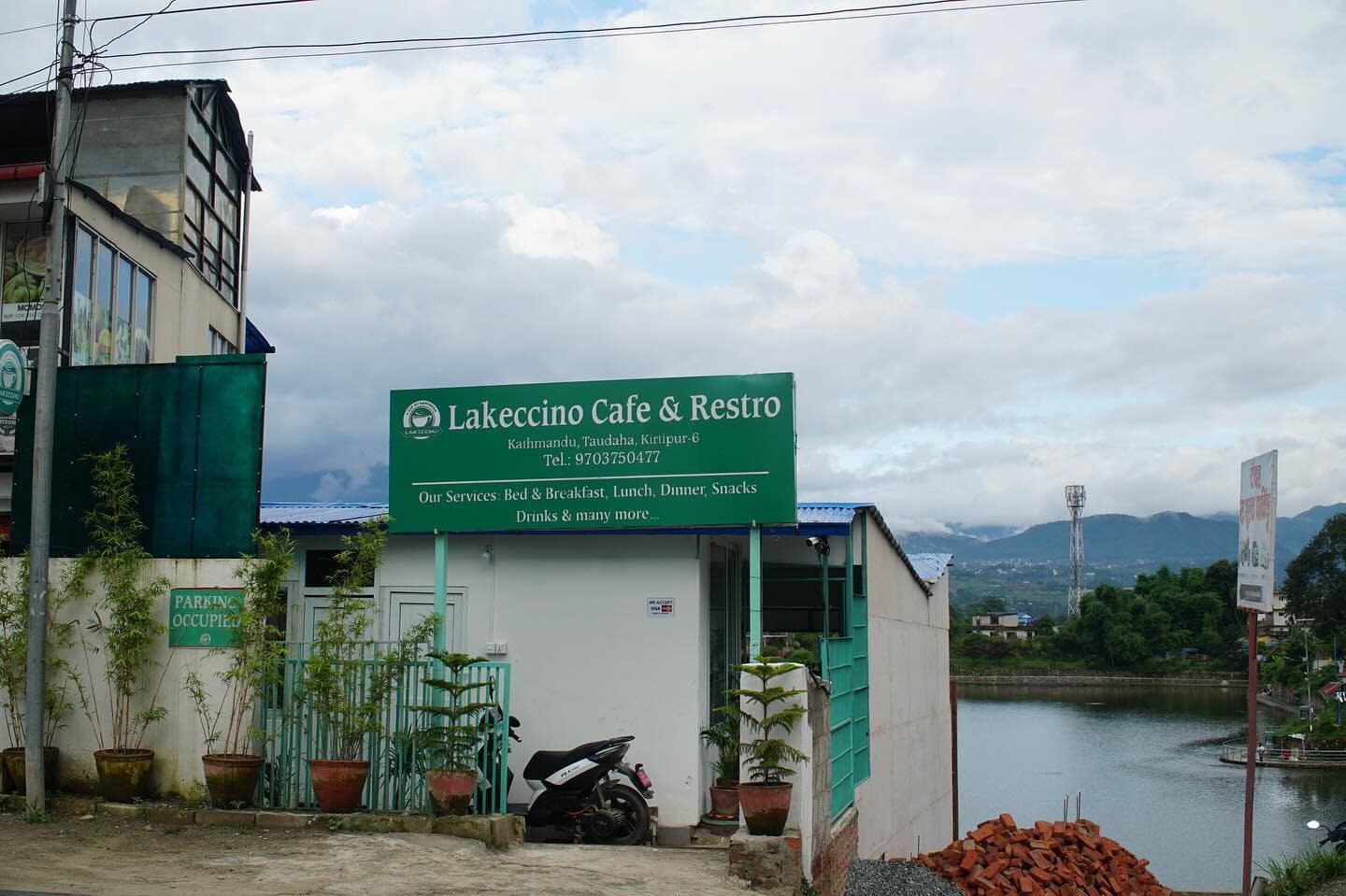 Lakeccino Cafe & Restro